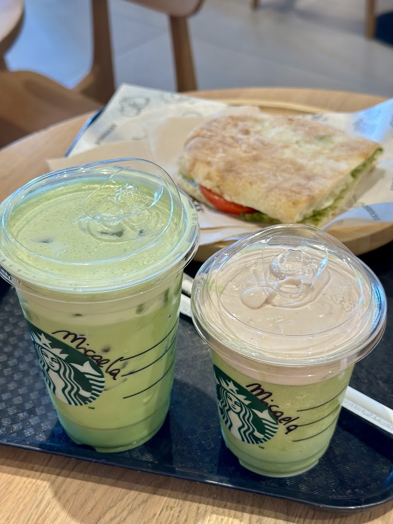 Starbucks - Franciacorta Village, Rodengo Saiano