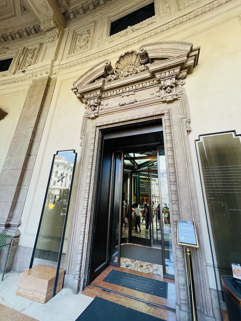 Starbucks Reserve Roastery Milano
