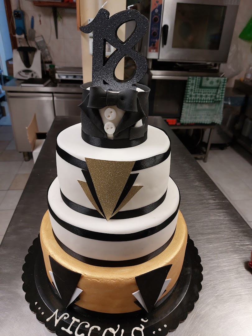 Stargate Gelateria Pasticcieria
