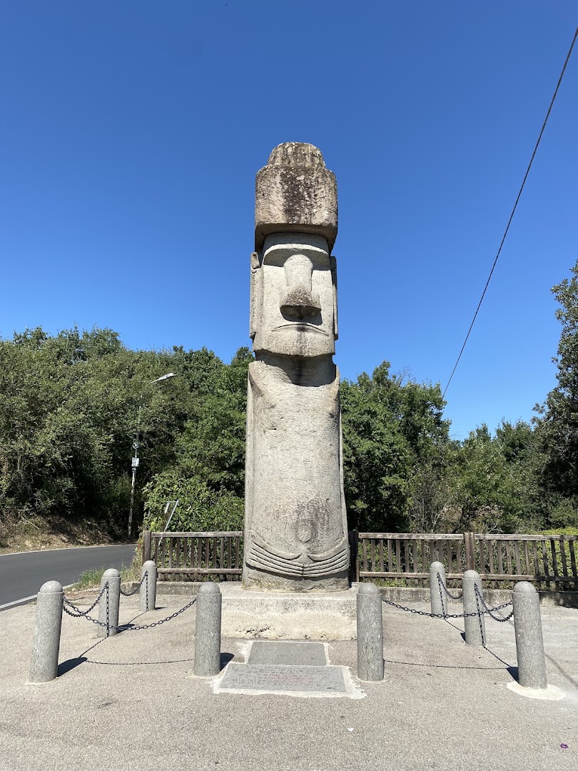 Statua del Moai - Vitorchiano