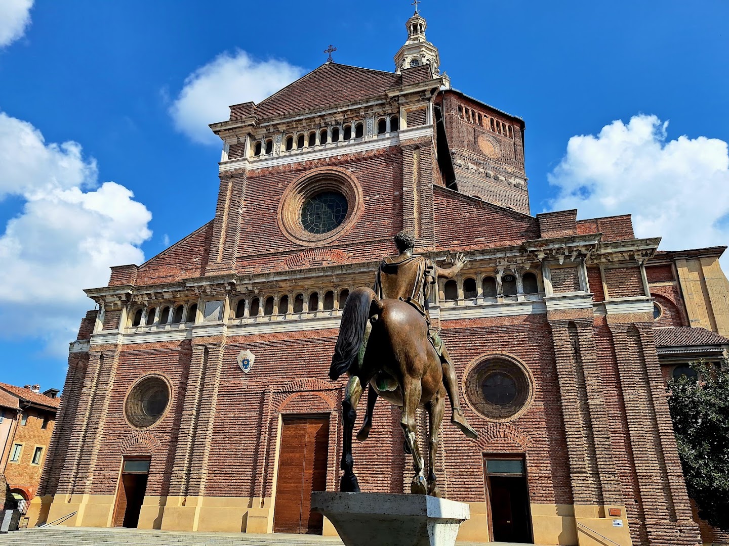 Statua del Regisole, Pavia