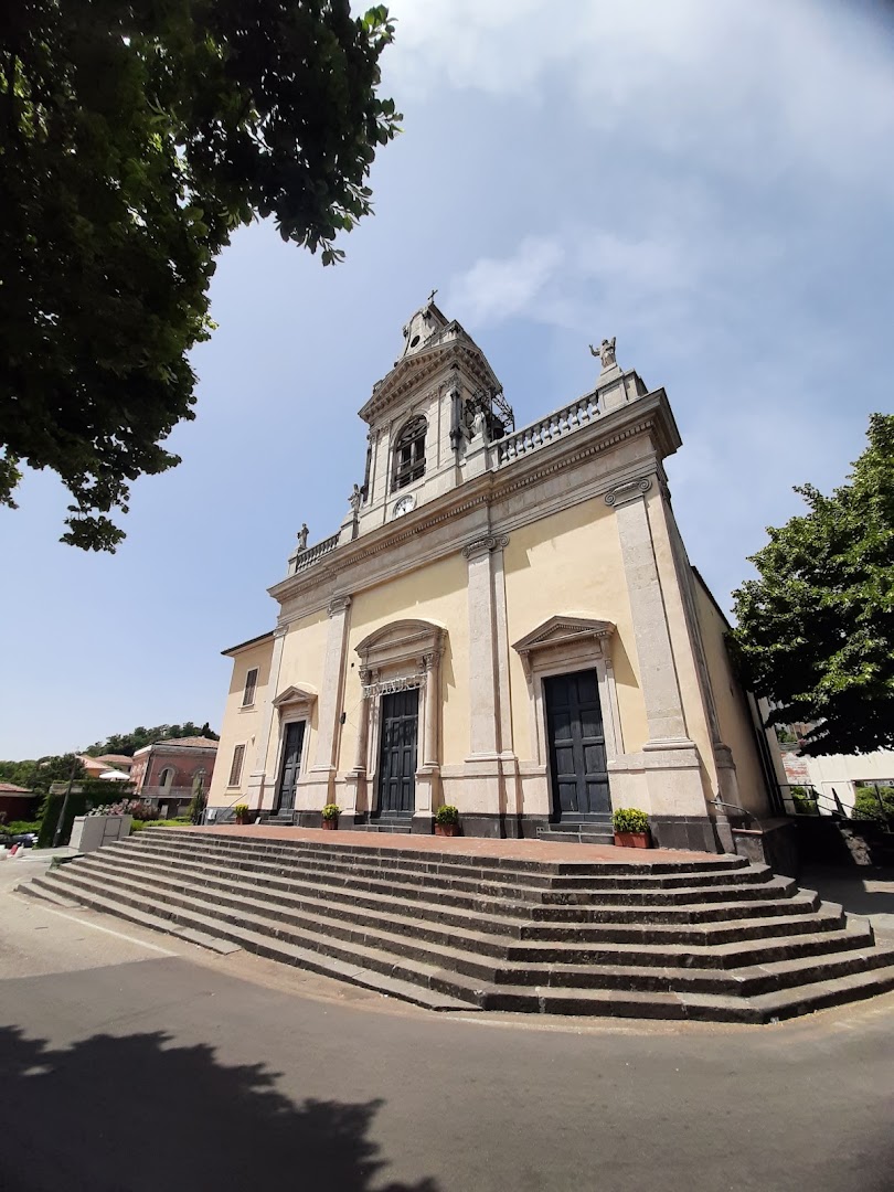 Statua di Franco Battiato e Lucio Dalla