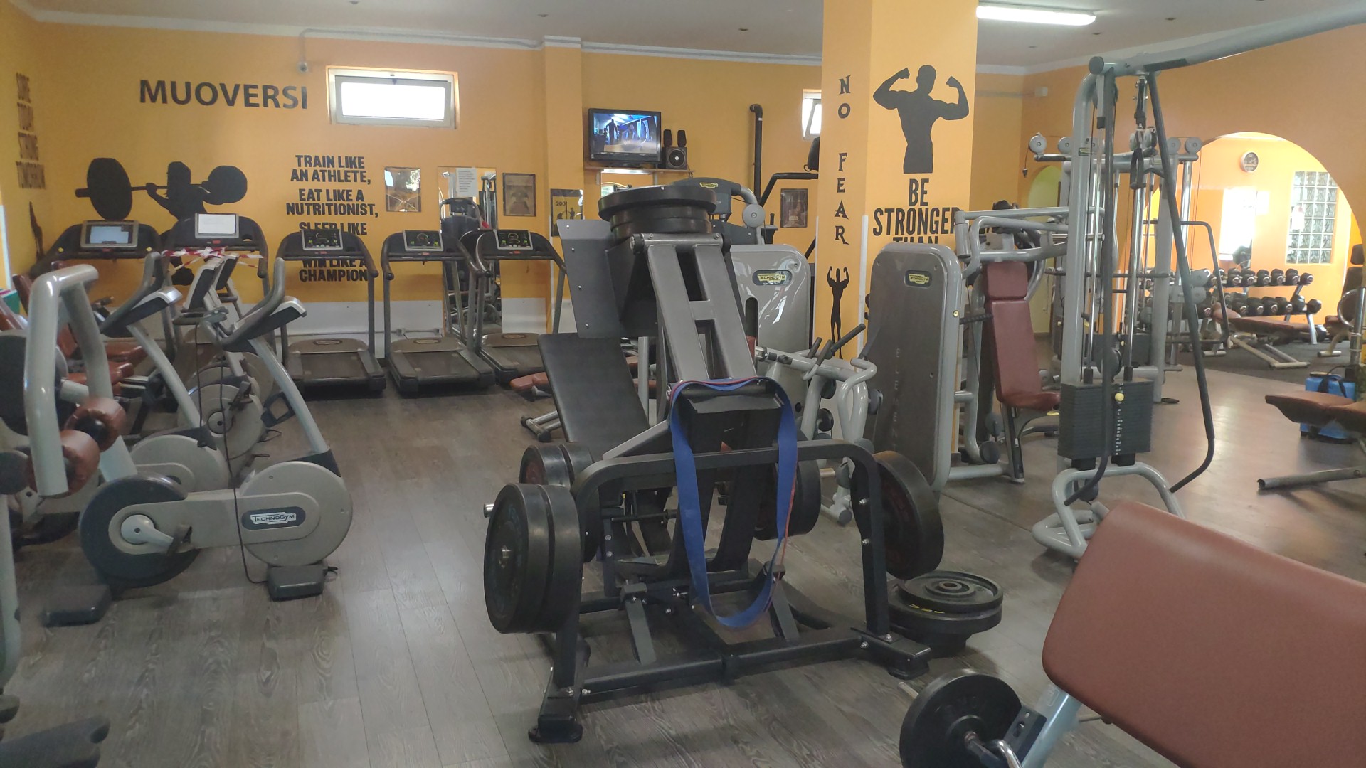 Stay Fitness - Piscina "Le Rose"