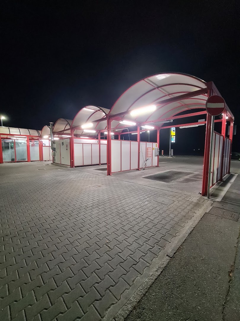 Stazione di servizio (Agip-Eni)