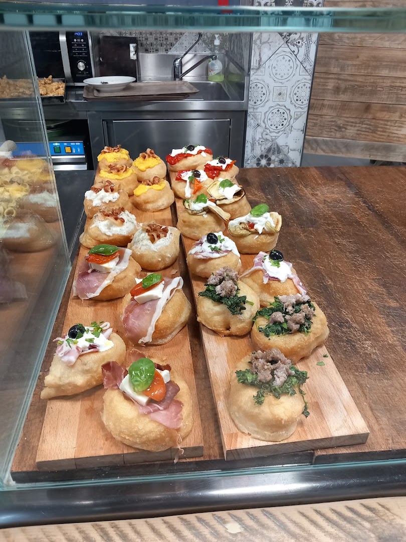 Stazione Pizza Ciani