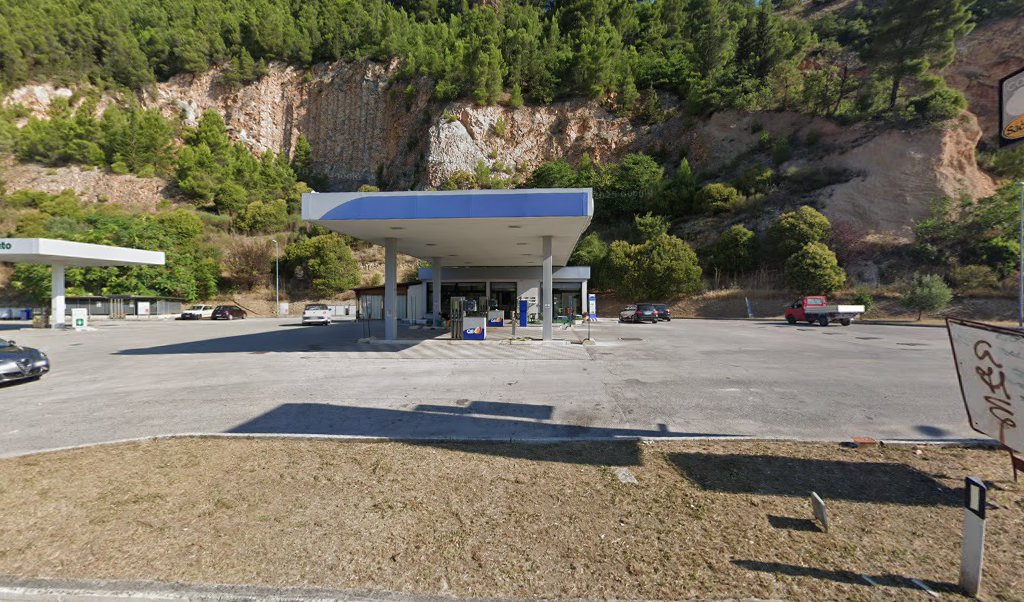 Stazione Servizio Goldengas, San Severino Marche