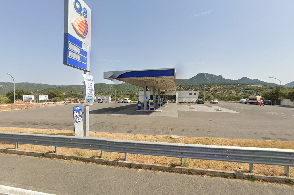 STAZIONE SERVIZIO Q8 "AL SOLITO POSTO"