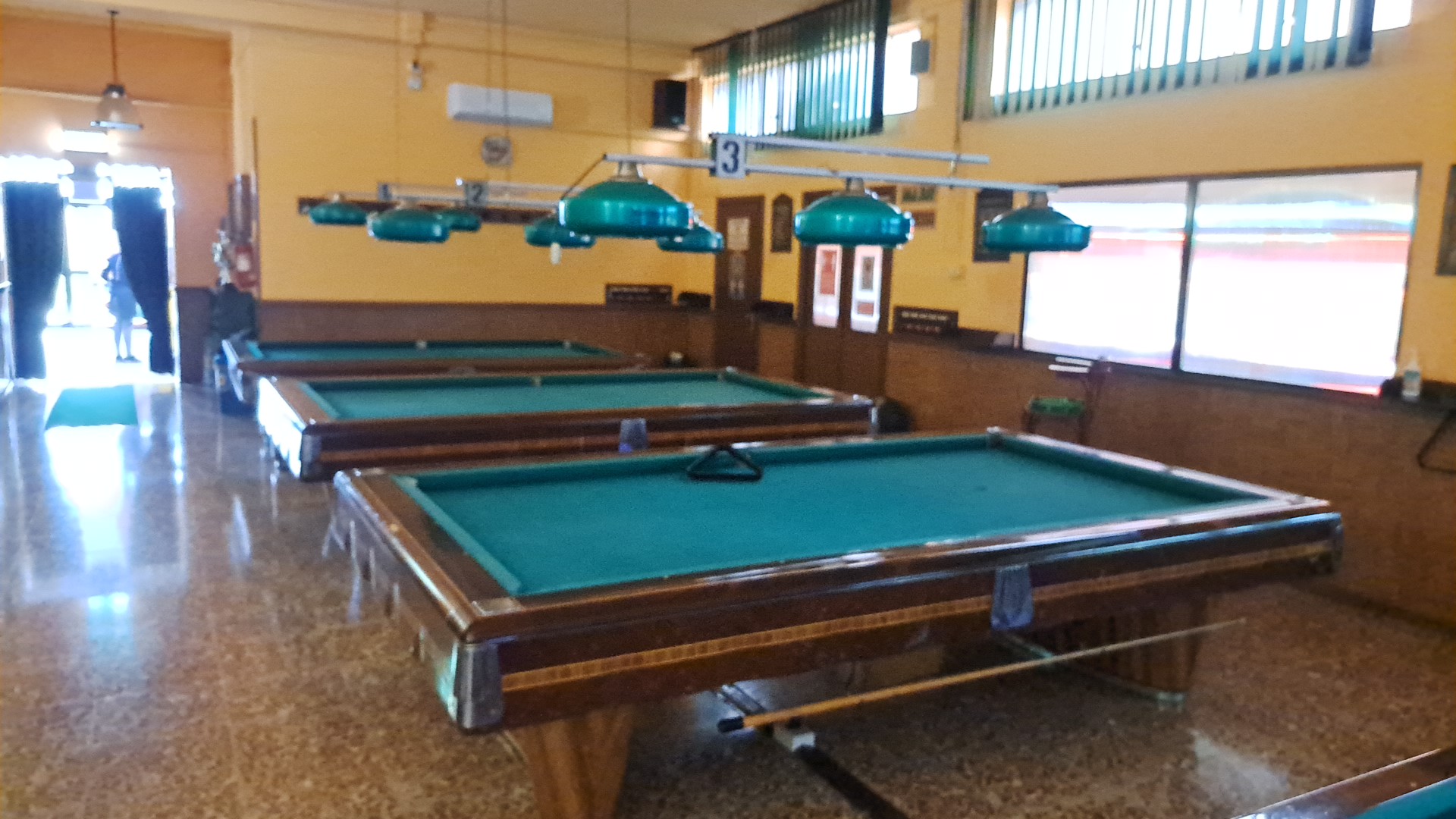 STECCA HOUSE (BAR-SALA GIOCHI)