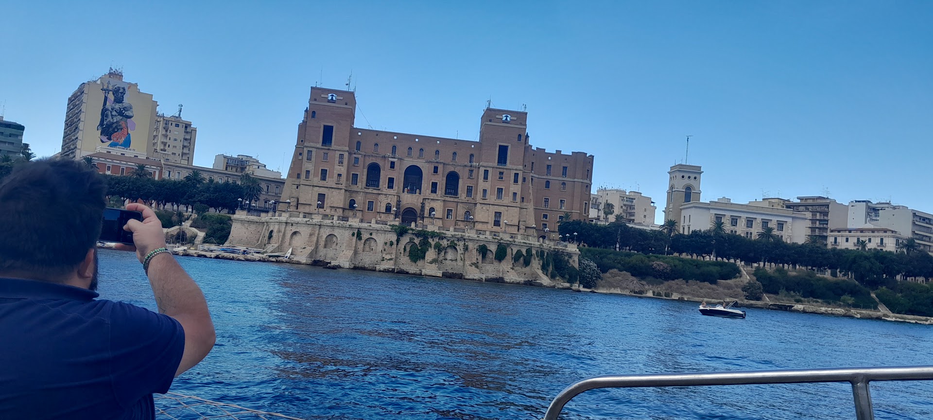 Stenella striata (Escursioni in barca a vela e promozione del territorio) - Onlus