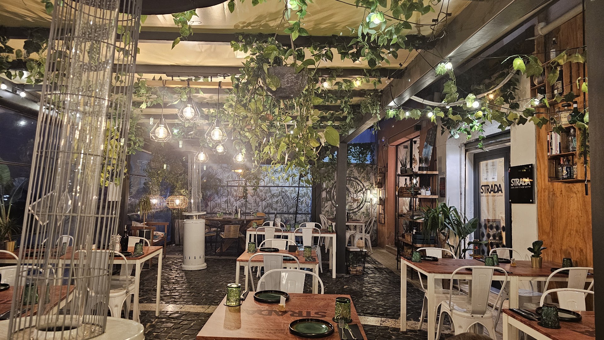 STRADA- Pasta, Pizza & Burger Gourmet, Civitavecchia, Civitavecchia