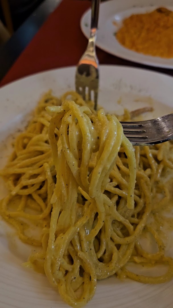 STRADAROMANA Restaurant