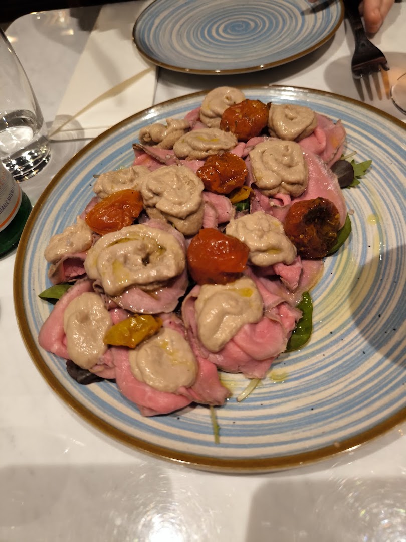 Strazzaria