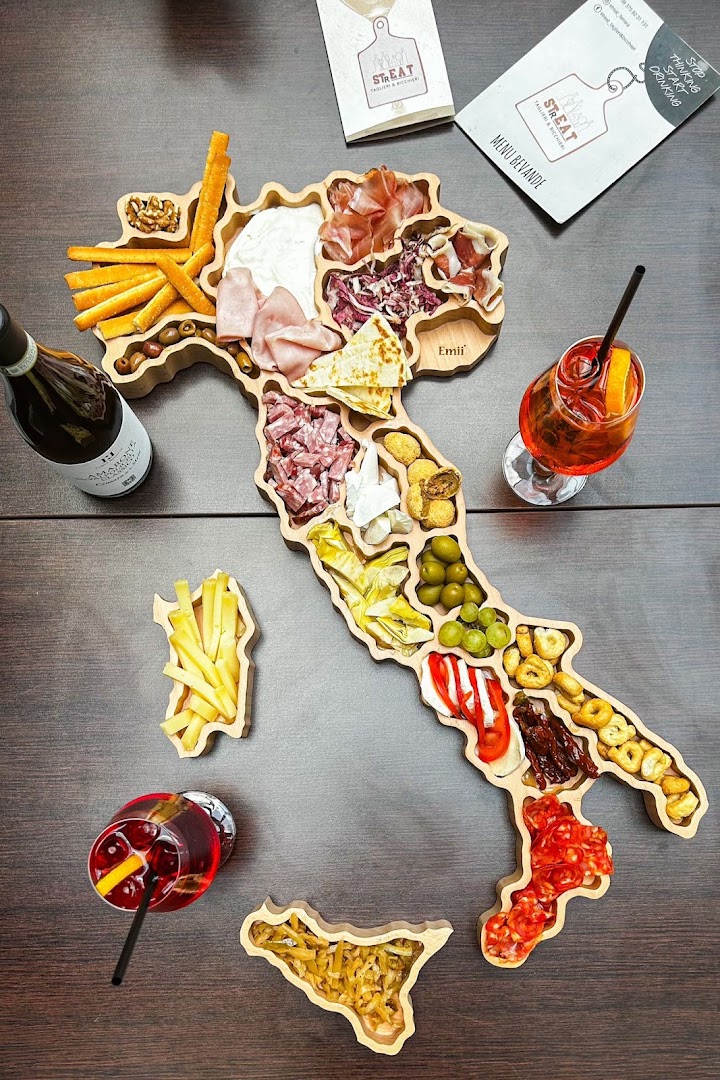 Streat - Taglieri e Bicchieri Ferrara, Ferrara