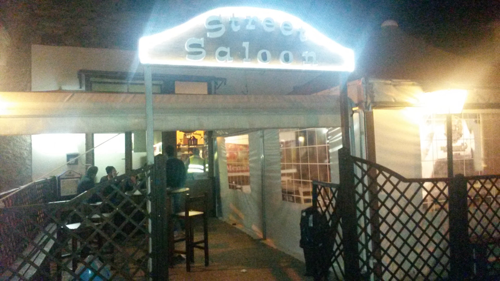 Street Saloon junior