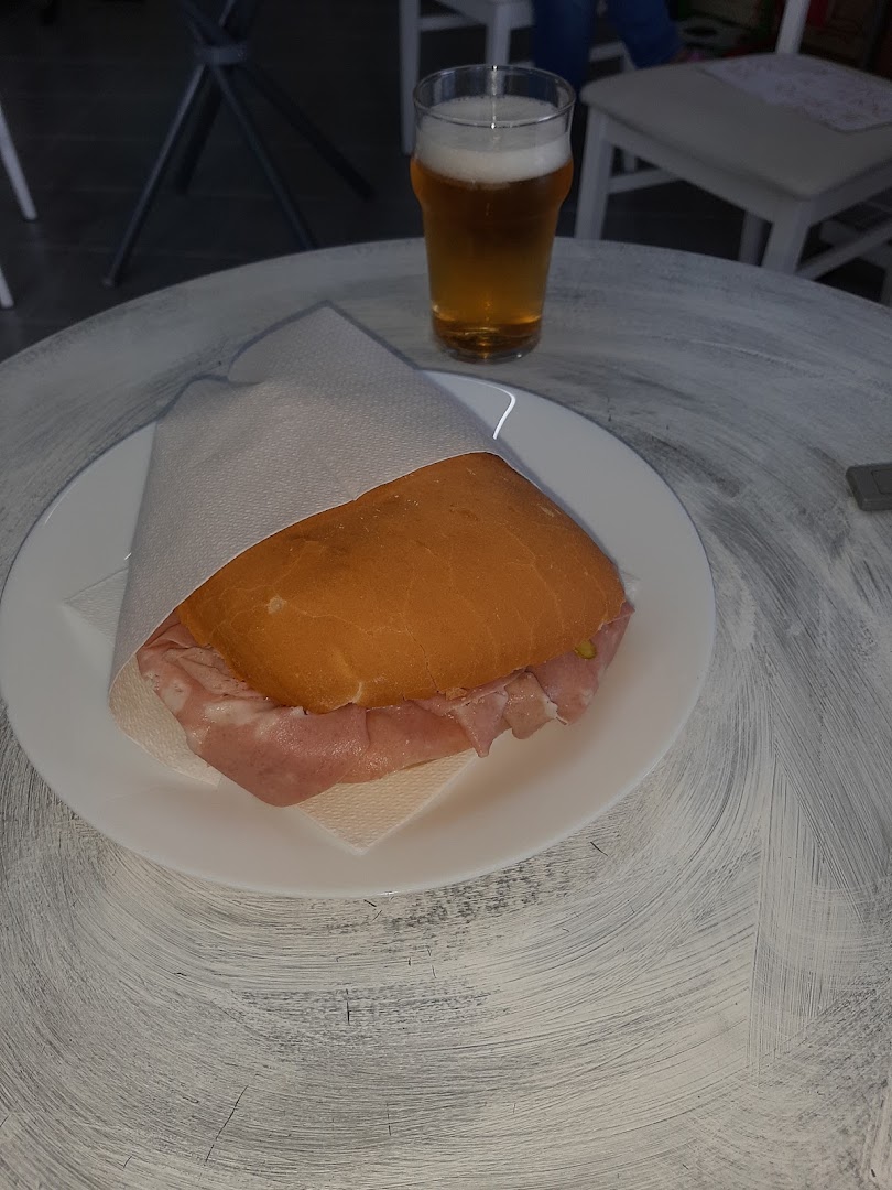Stregatto Bar