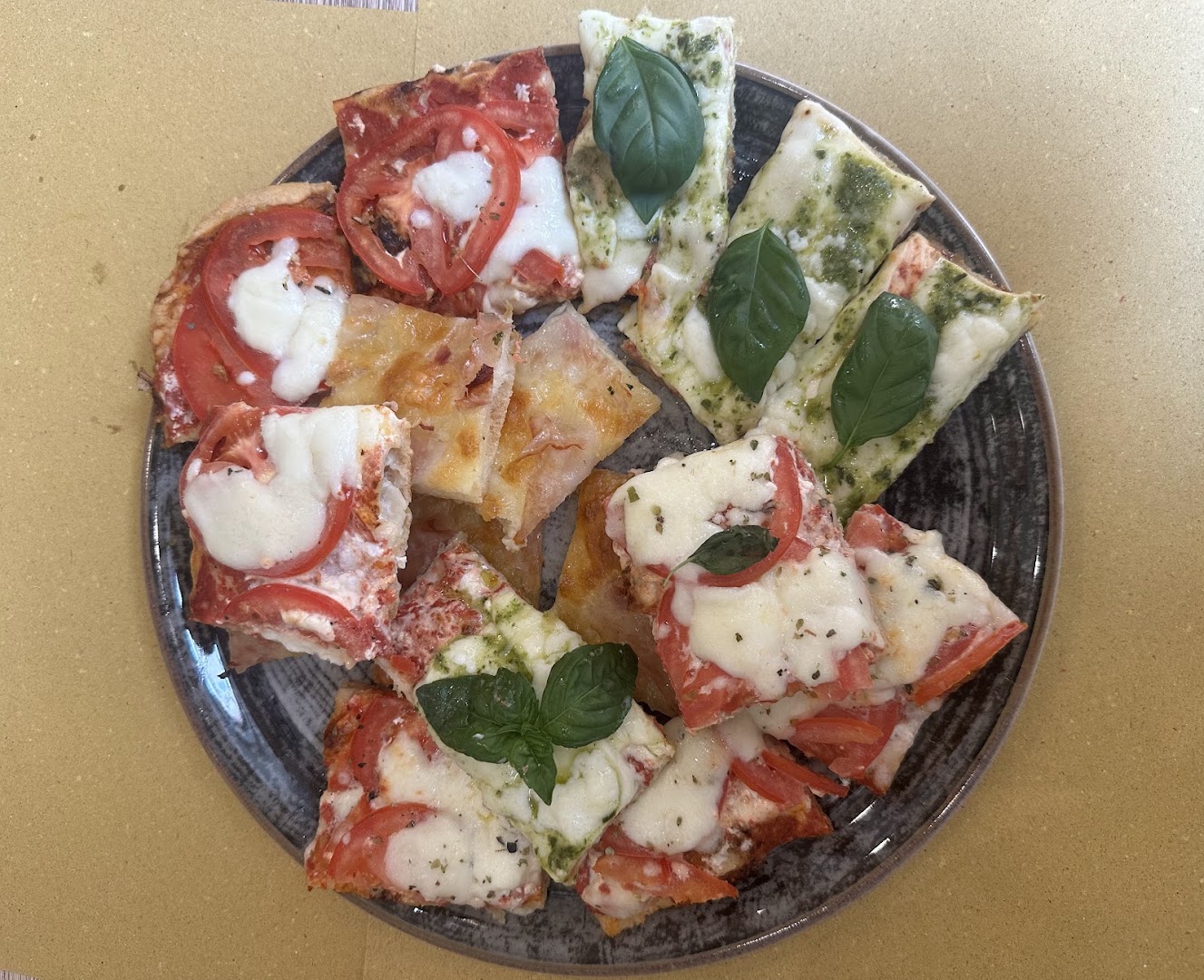 Striscia La Pizza