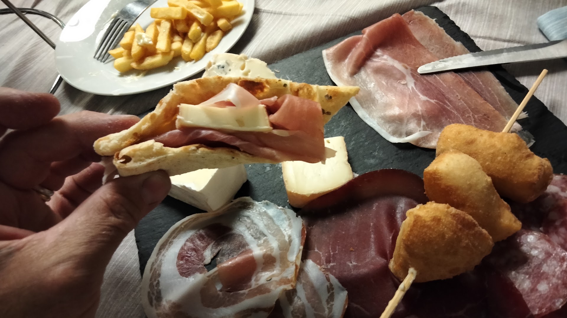 Stuzzicando Srl, Mozzate