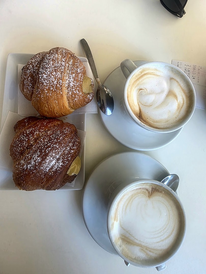 Sucré drink & food