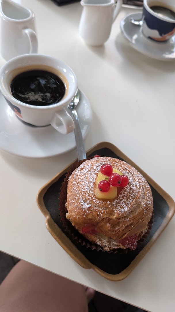 Sucré drink & food