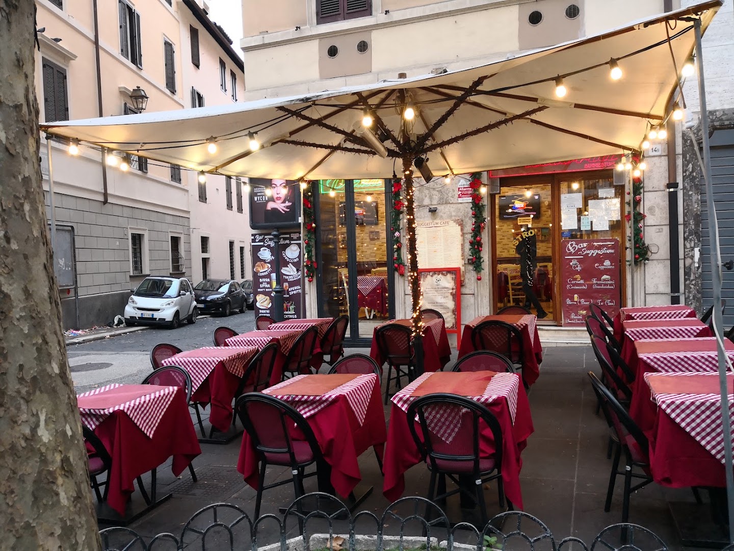 Suggestum Cafè Roma