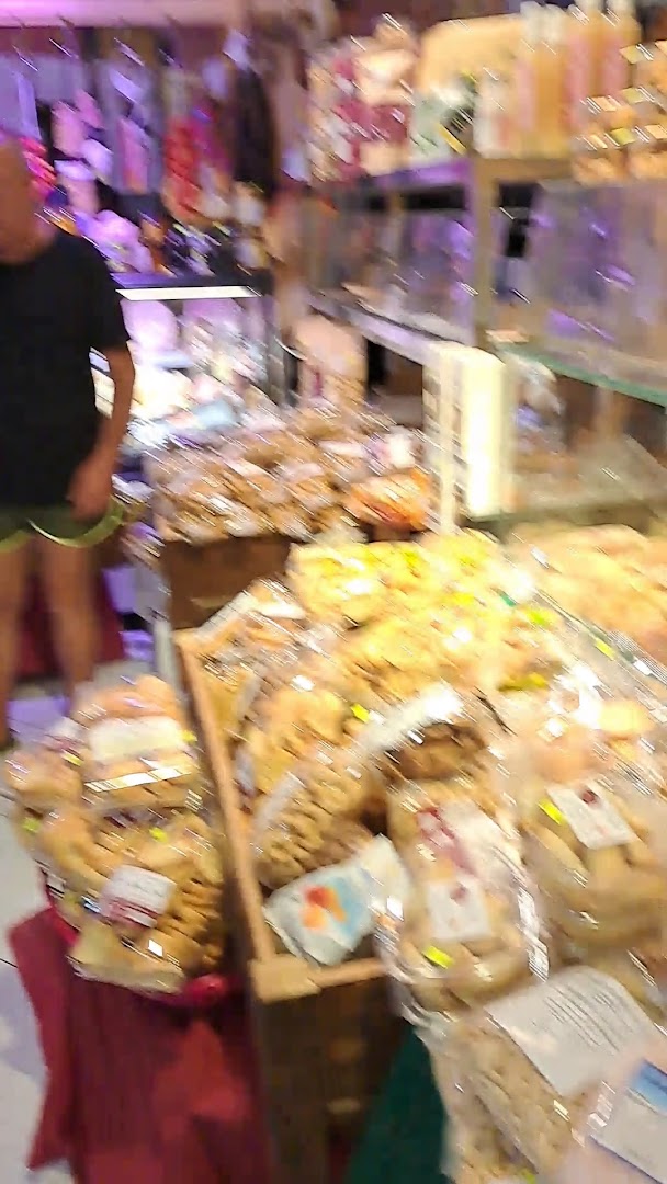 SUMA NEGOZI DI QUARTIERE Da Gaetano, Ceglie Messapica