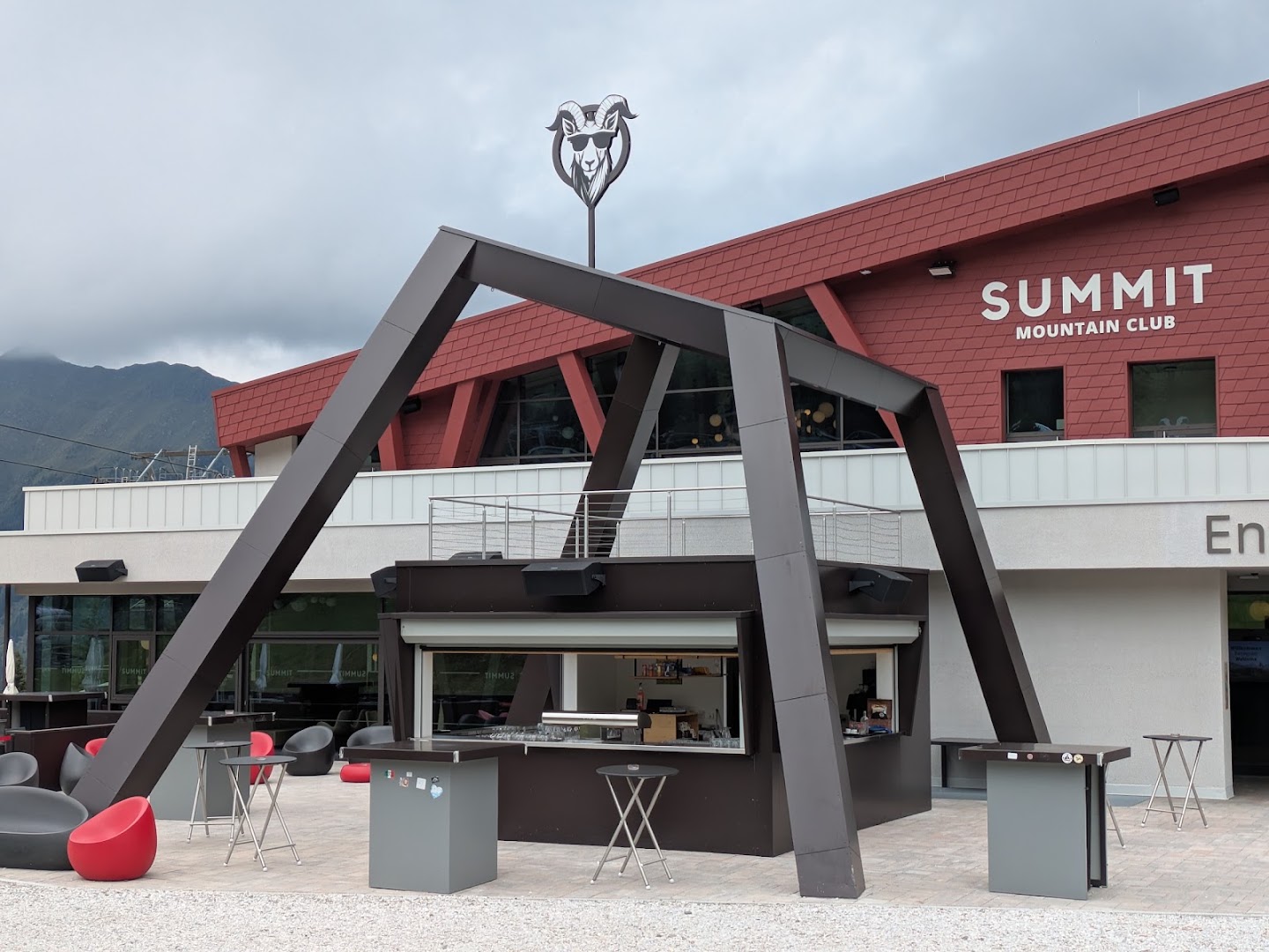 Summit Mountain Club