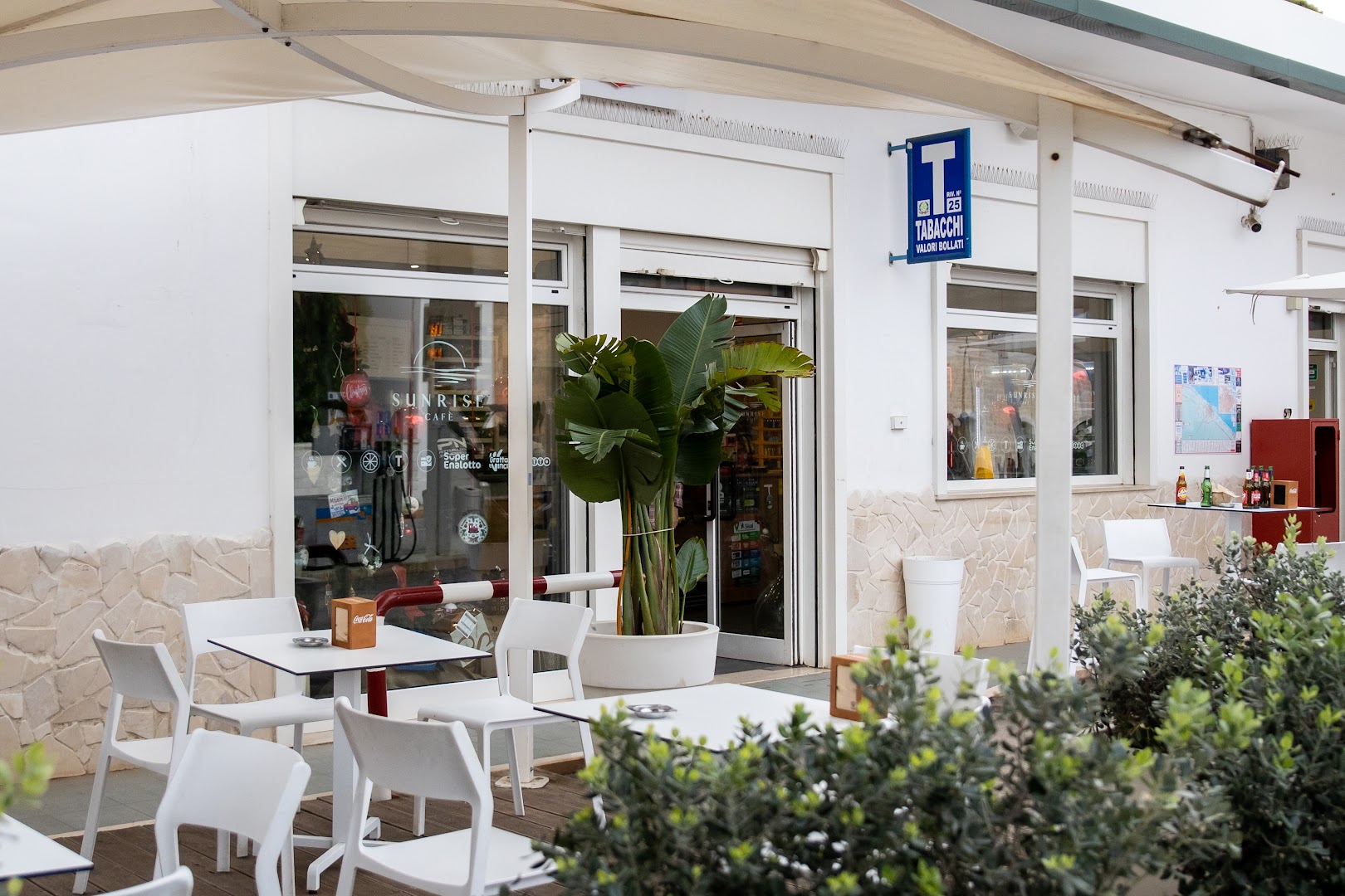 Sunrise Caffè | Food & Tabacchi