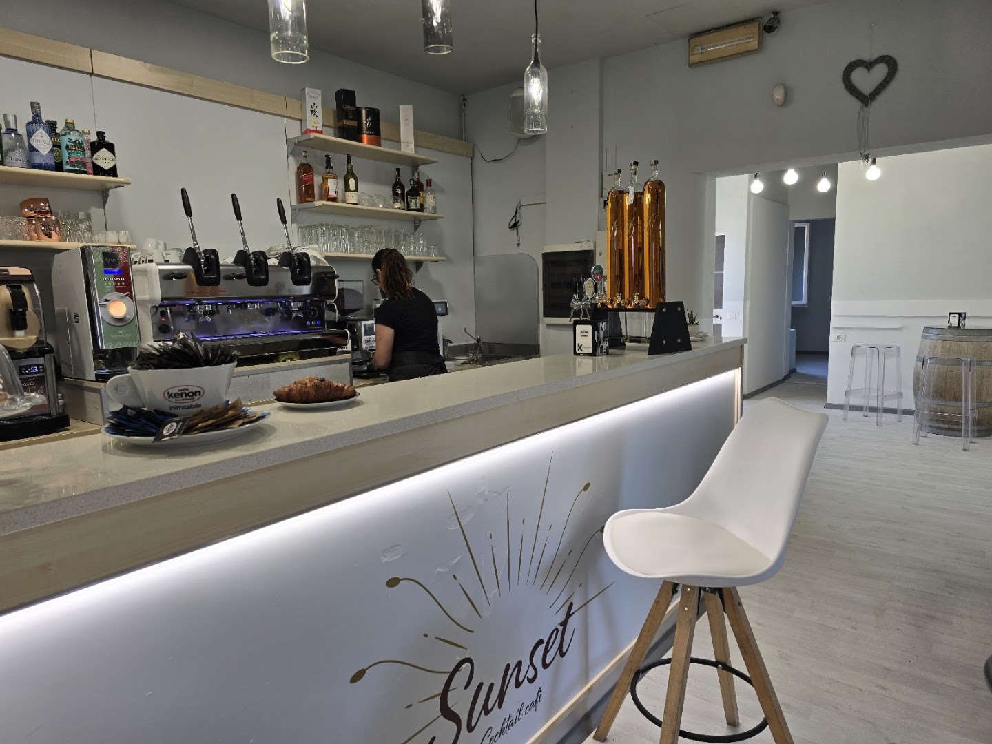 Sunset Cafe'