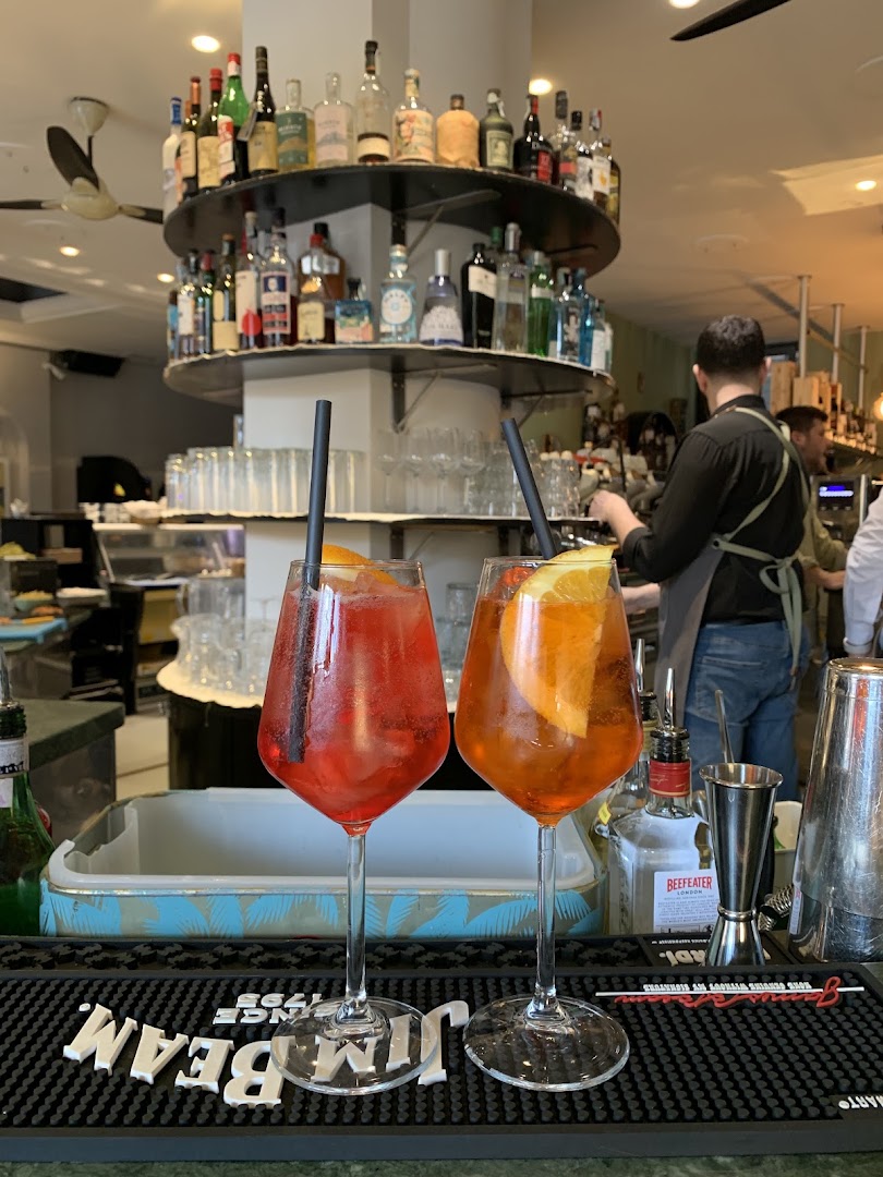 Superbar