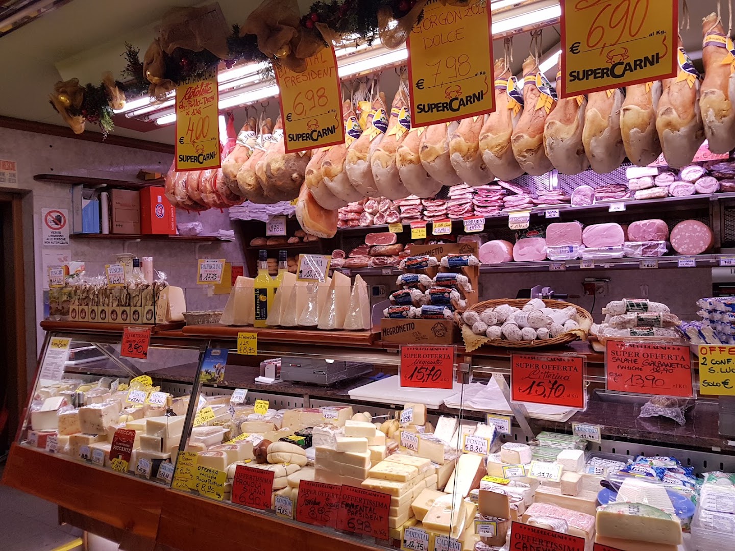 Supercarni Rho, carne, salumi e formaggi, Rho