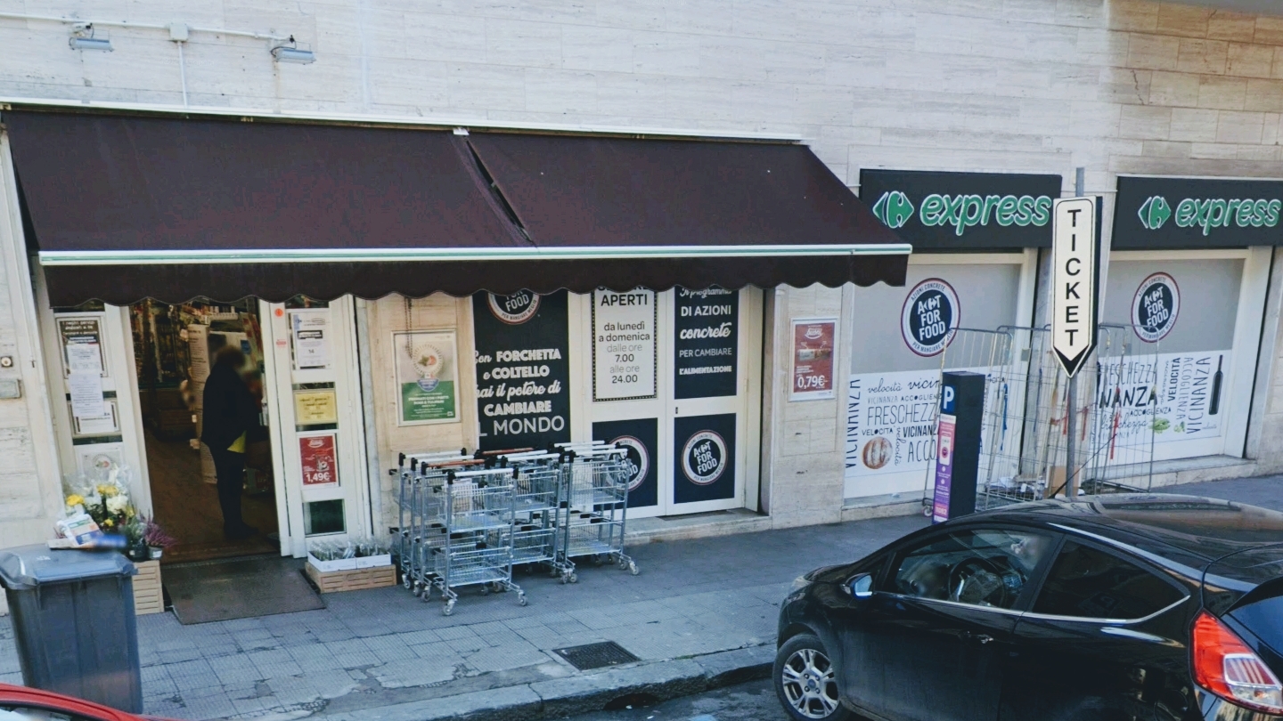 Supermercato Carrefour Express piazza repubblica 28