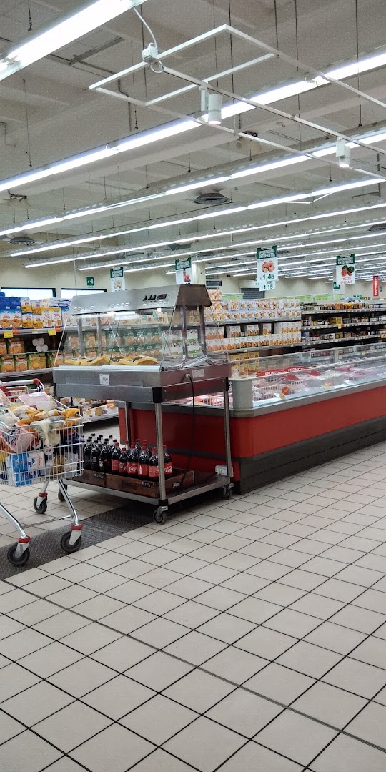 Supermercato Famila, Taranto