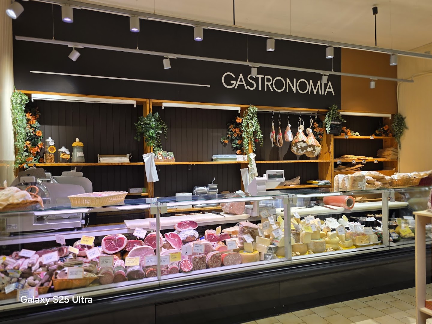Supermercato Tigre Amico, Cupra Marittima