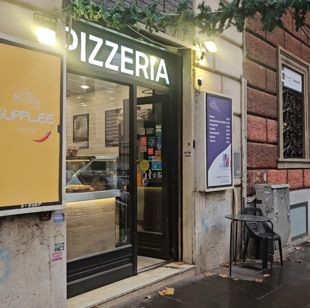 Supplee Pizza, Roma