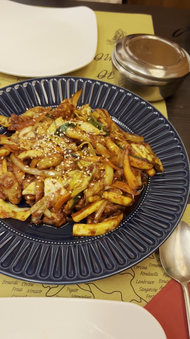 SURA RISTORANTE COREANO
