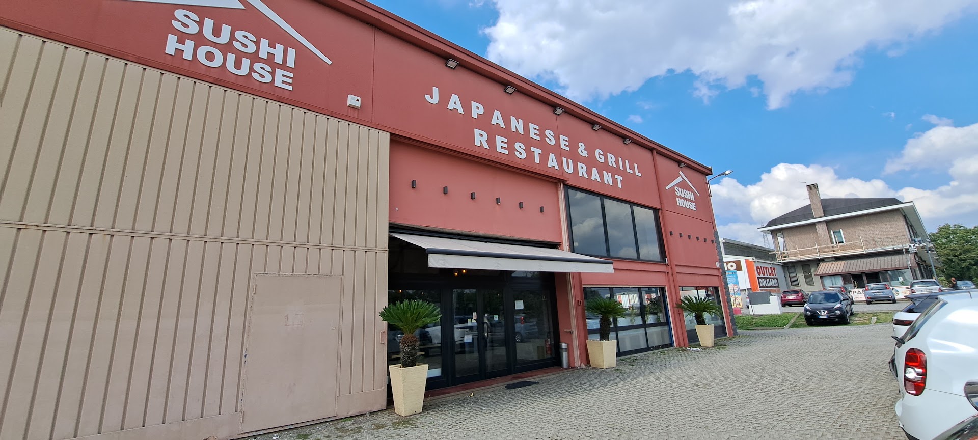 Sushi House