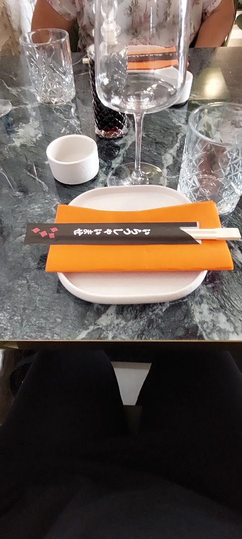 Sushi Lin Bitonto, Bitonto