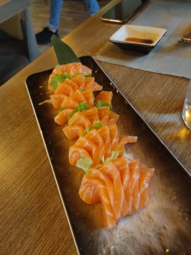 Sushi long 龍 Mestre