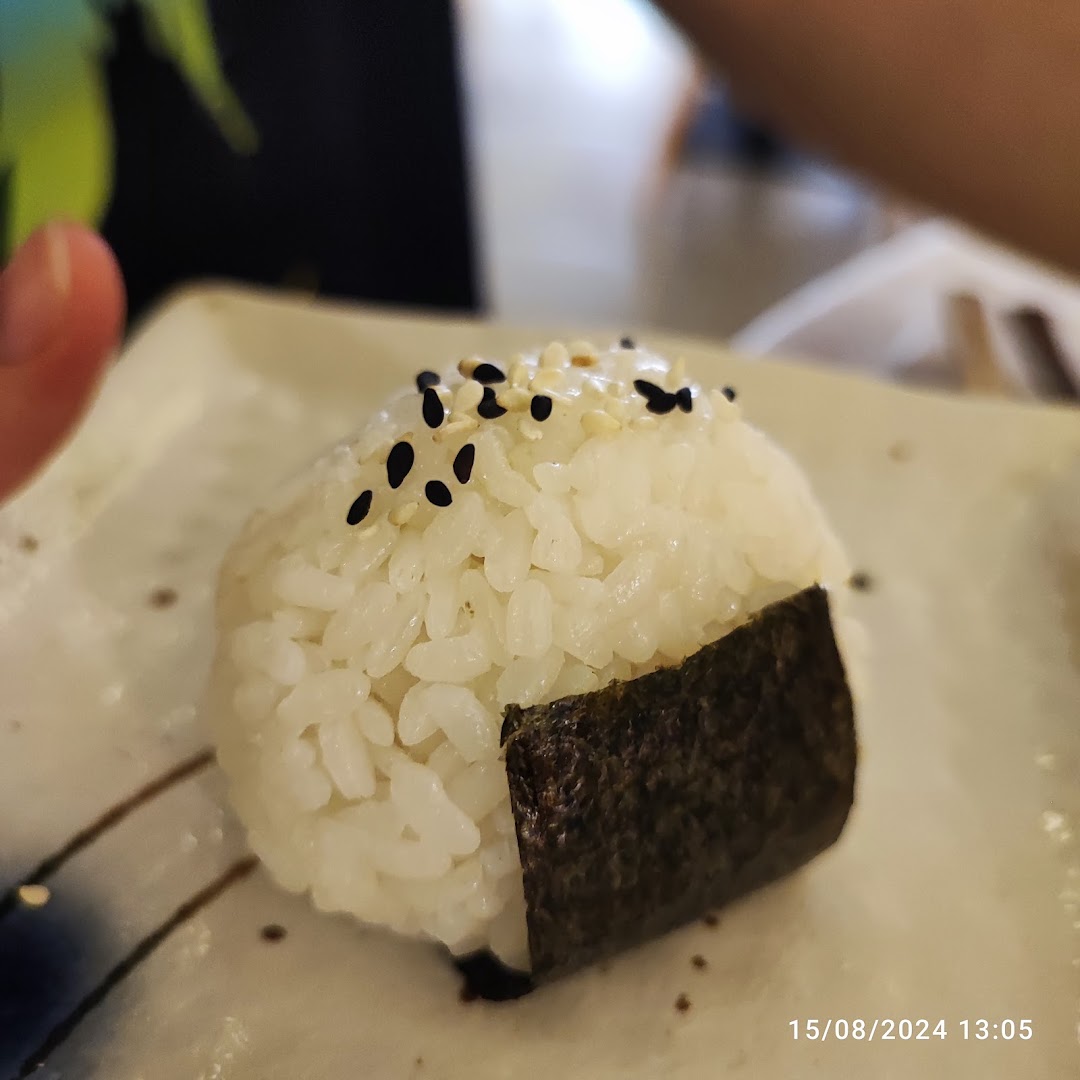 SUSHI MOYA
