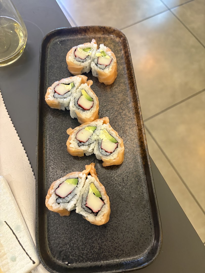 SUSHI MOYA