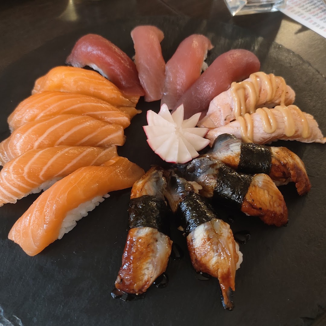 Sushi Oishi - Japanese & Chinese Restaurant