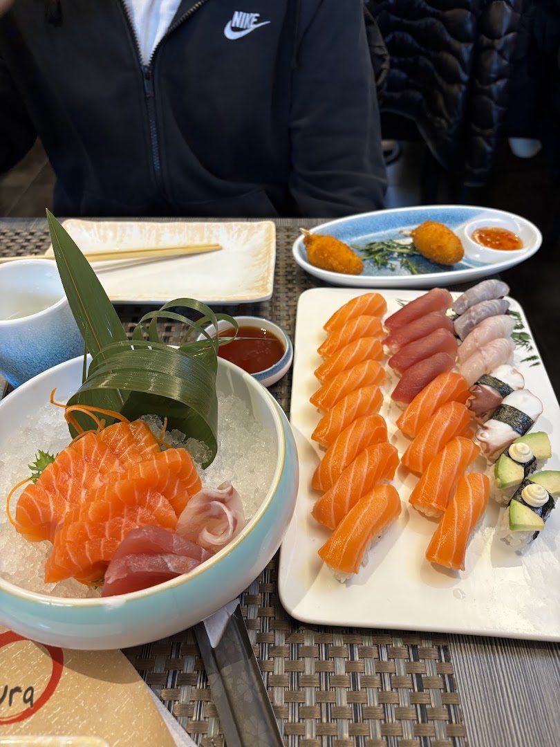 Sushi Sakura