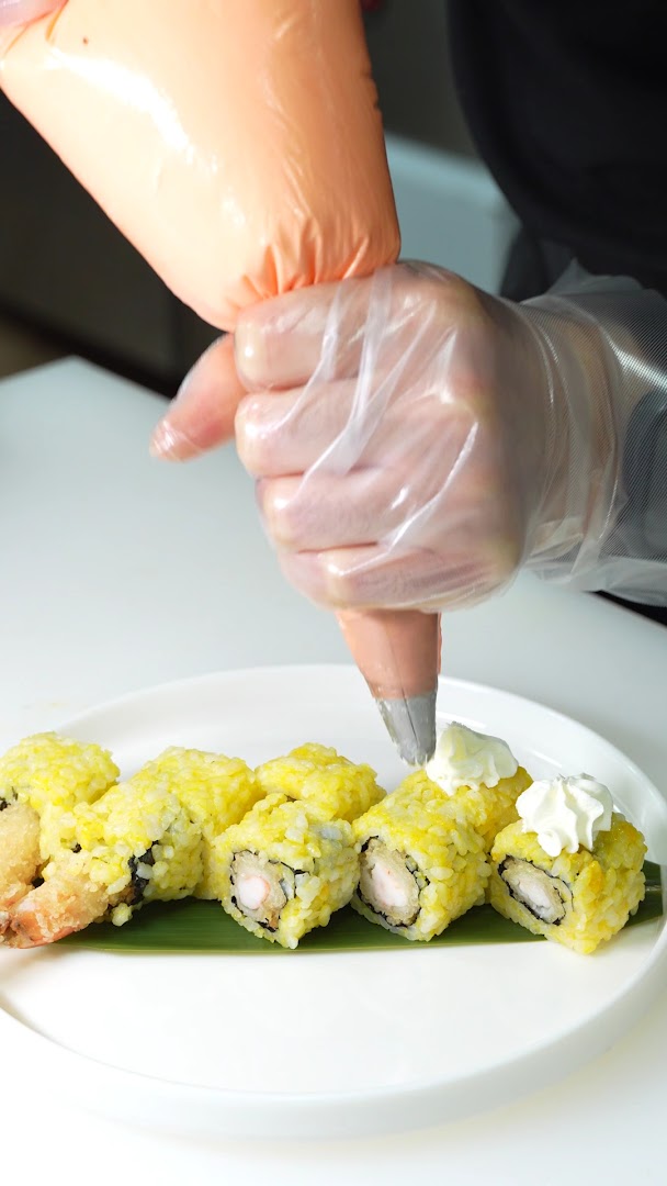 SUSHI ZHANG
