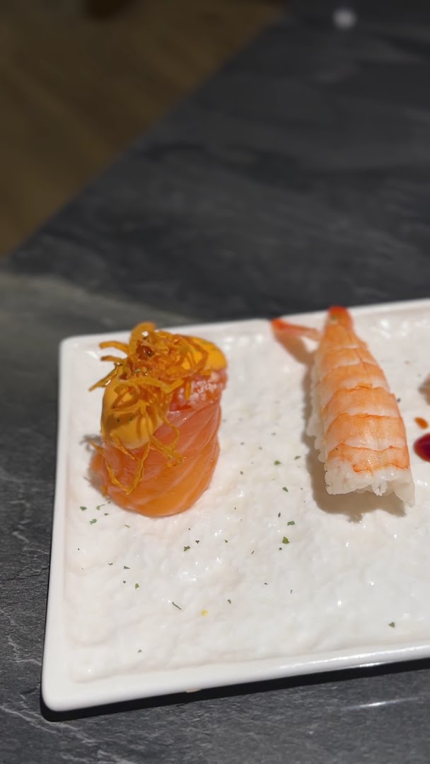 SushiWa • Wine & Asian Food