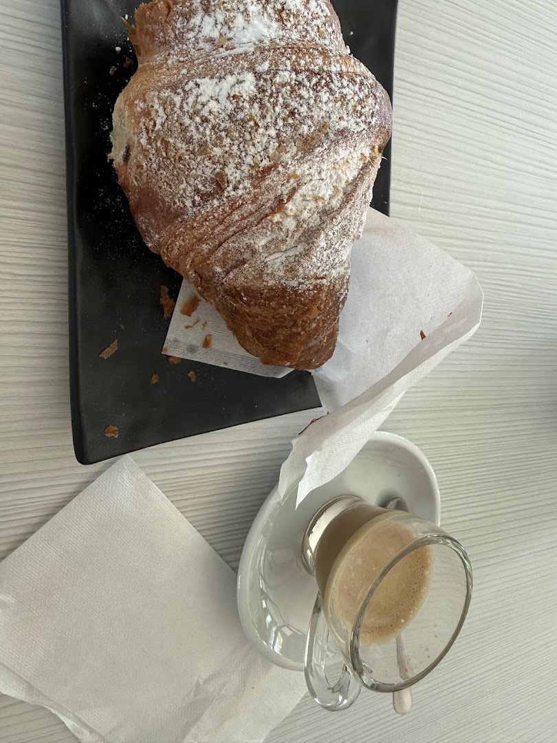 Sweet Love Bread & Coffee, Magnago