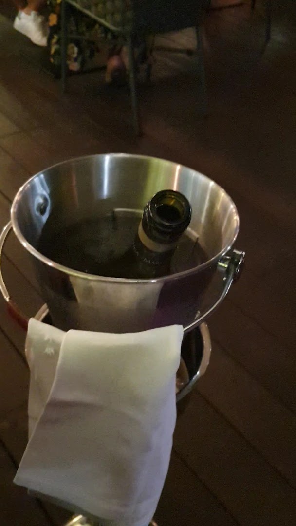 Syrah Wine Cafe' di Sichi Massimiliano