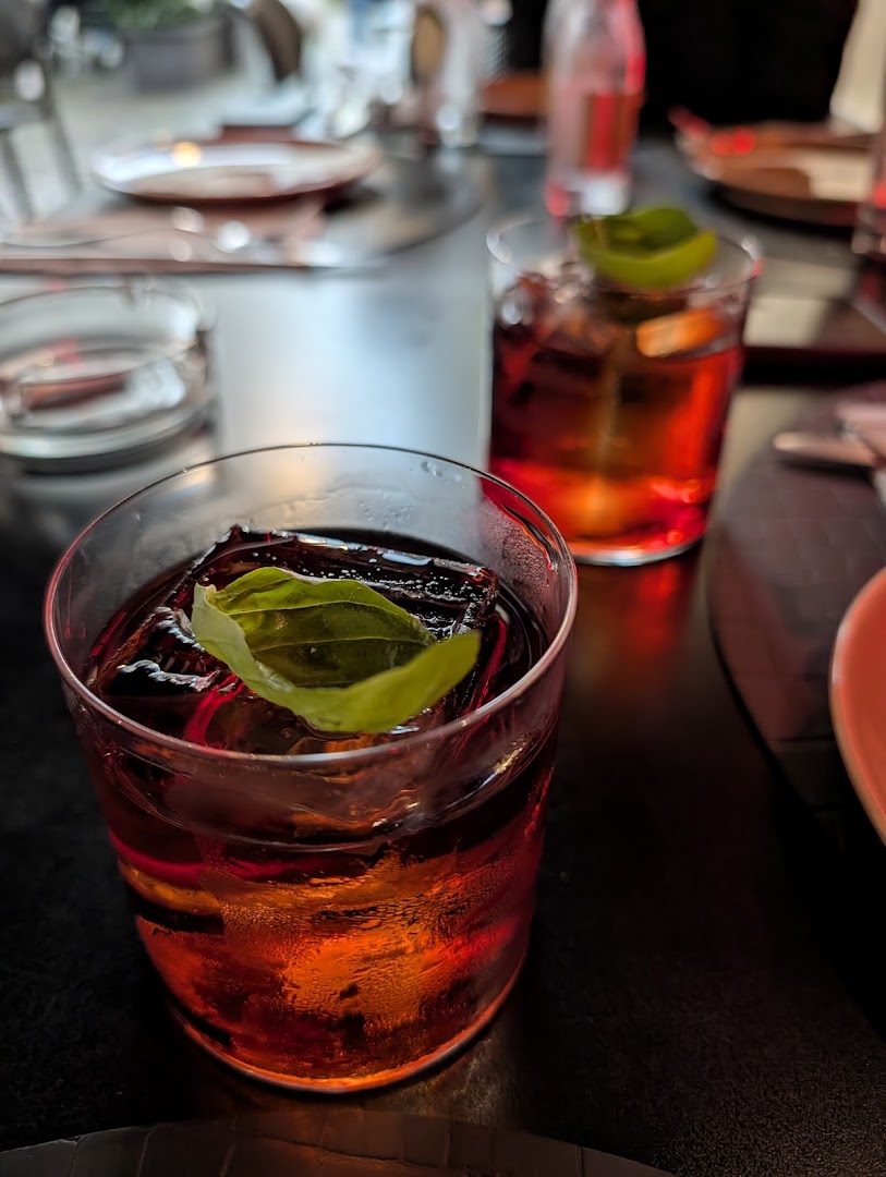 T·Club Cocktail Bar