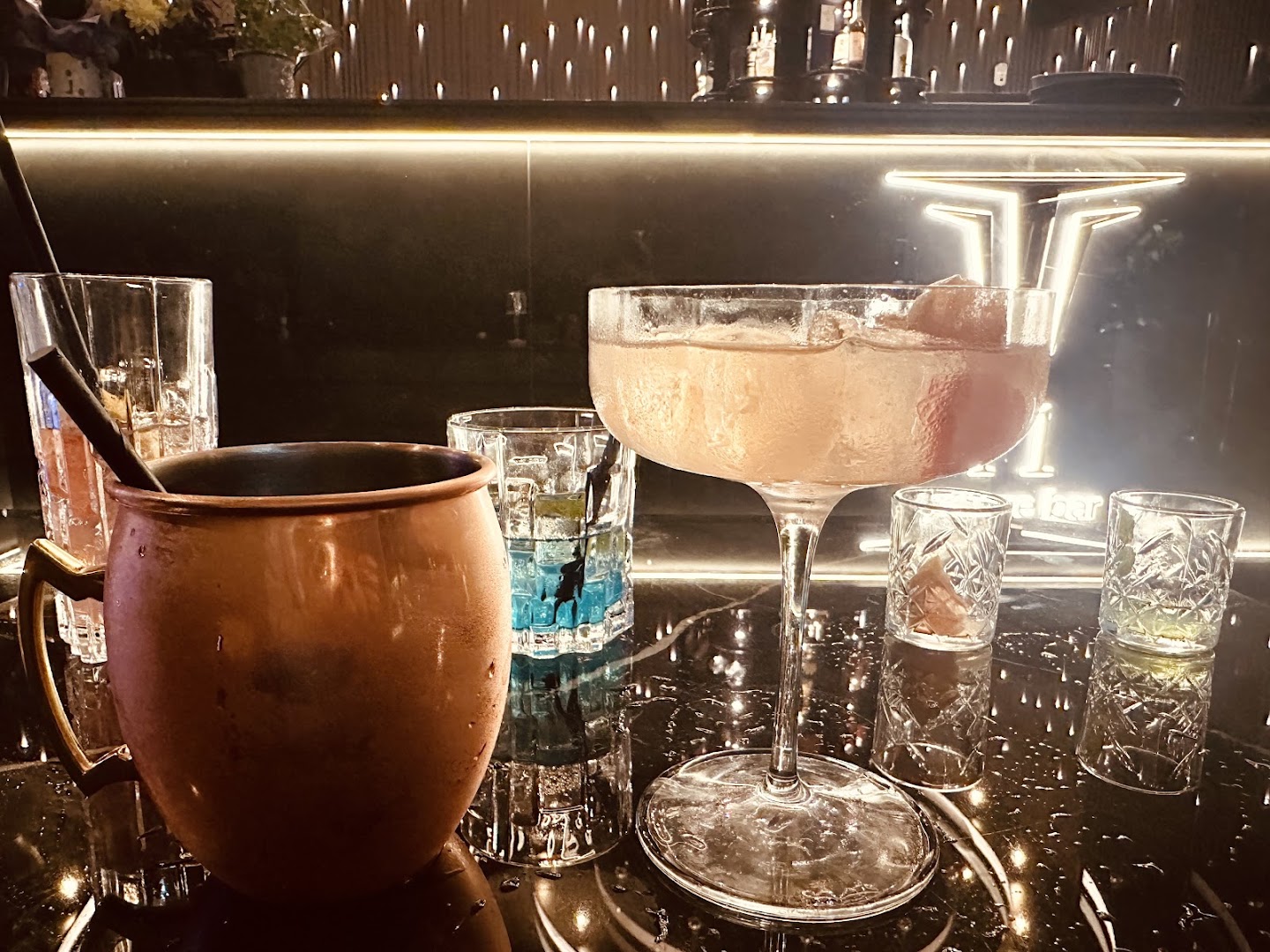 T1 LOUNGE RISTORANTE BAR