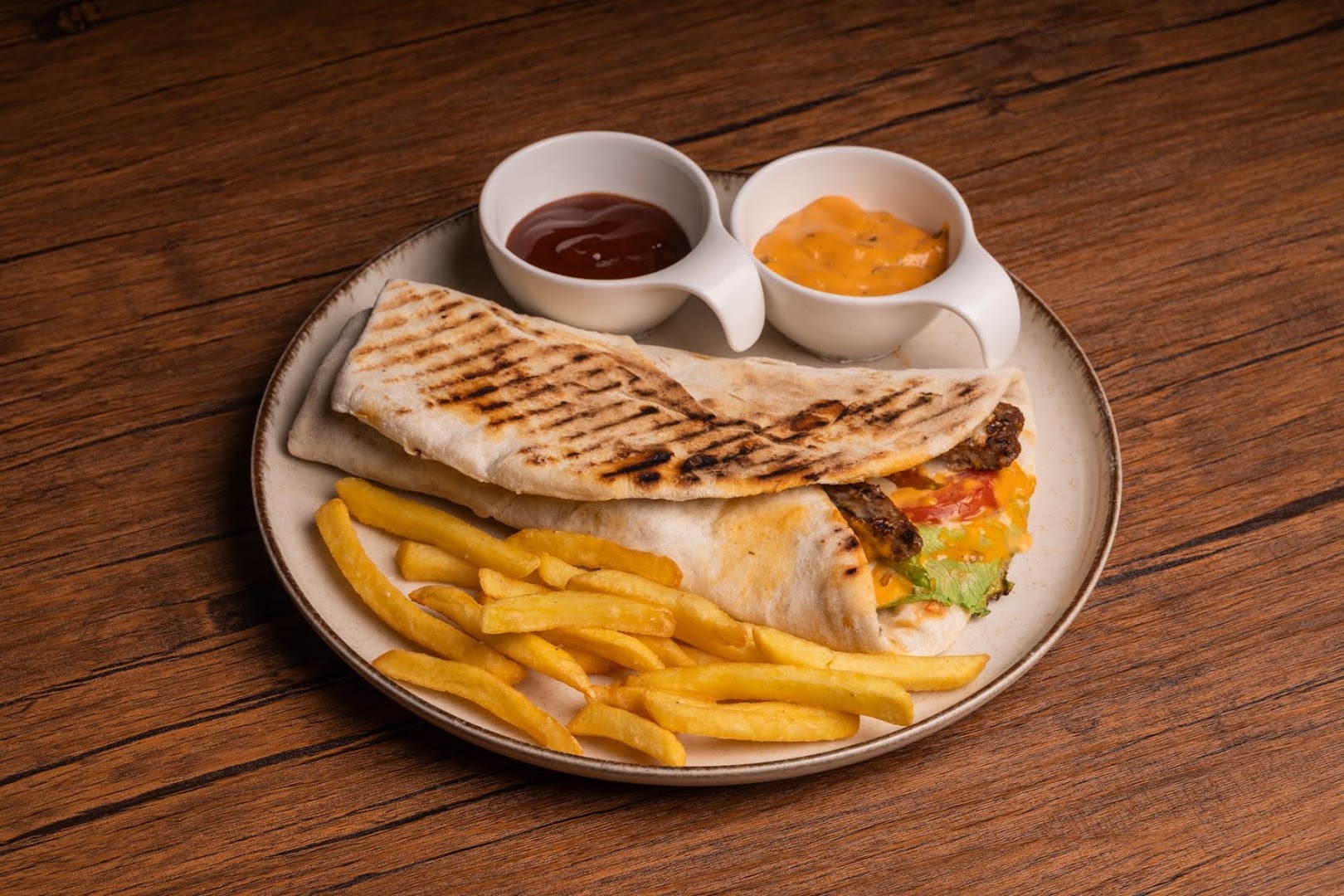 TABA pizza hamburger kebab