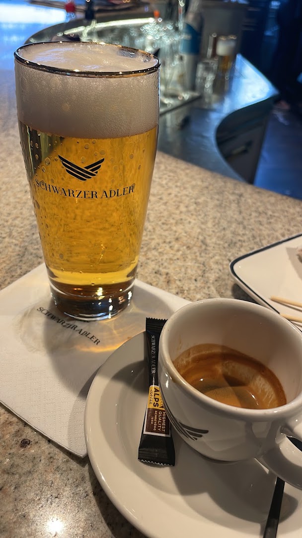 Tagesbar Schwarzer Adler
